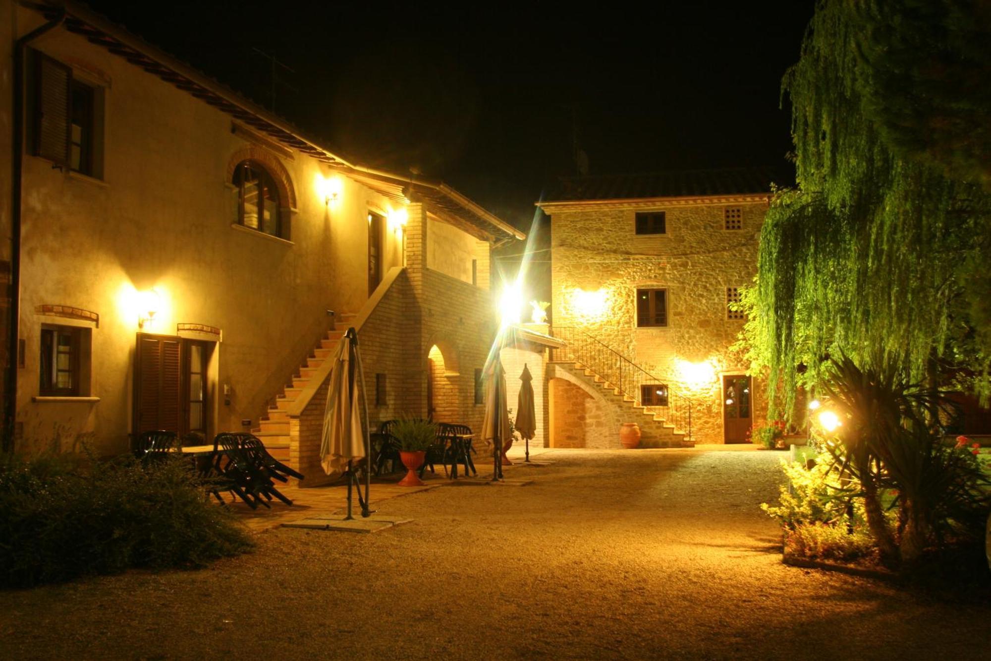 Podere Casenove Citerna Exteriér fotografie