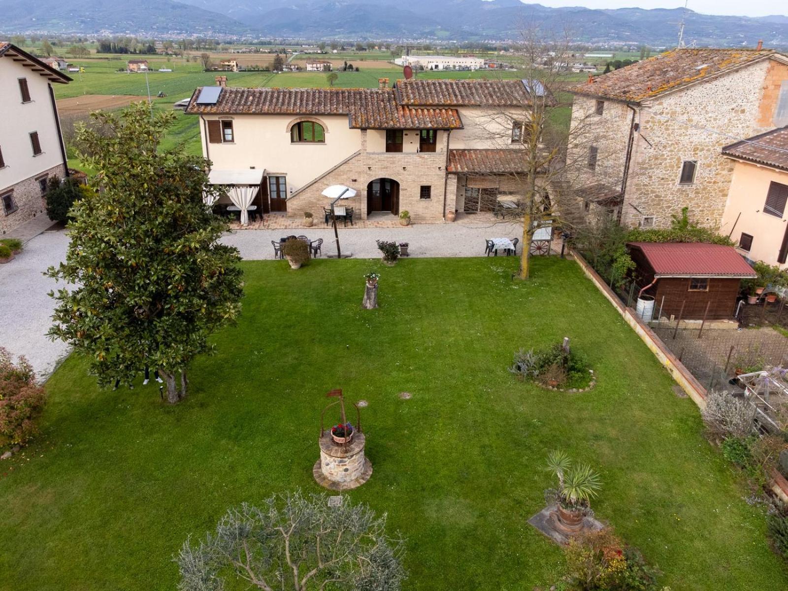 Podere Casenove Citerna Exteriér fotografie